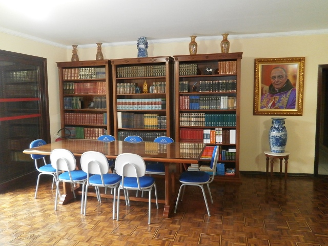 BIBLIOTECA