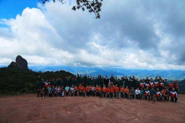 Viagem de férias: caminhada ao ar livre