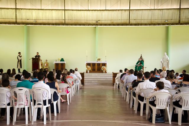 Primeira Santa Missa dominical na casa dos Arautos de Joinville