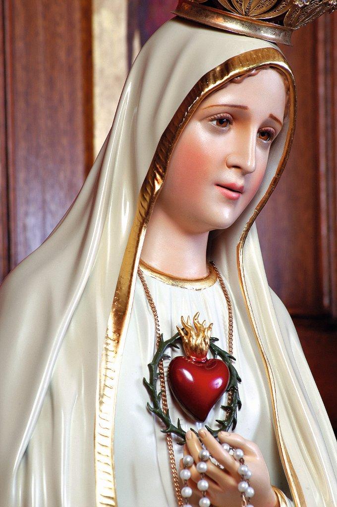 Inmaculado Corazón de María - Serie 33 -Fondo SRM - Serie de fotos del día 29 06 2005