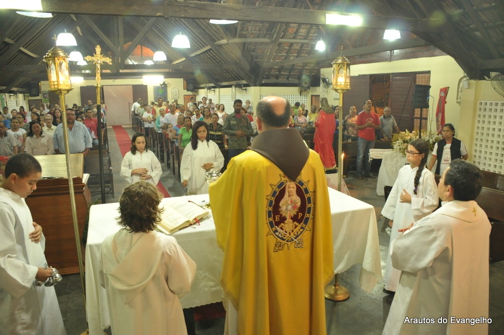 Camaragibe: Novena do Sagrado Coração de Jesus