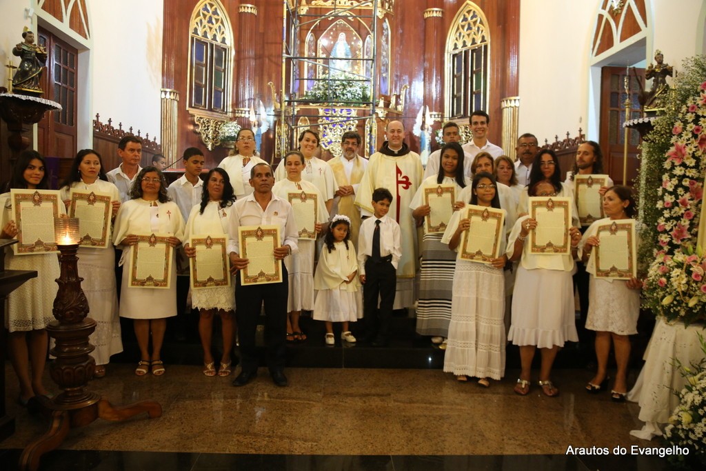 Consagração a Nossa Senhora - Paróquia Nossa Senhora das Graças - Maceió
