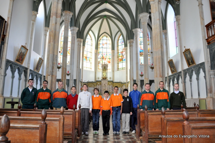 Arautos do Evangelho no Santuário do Caraça